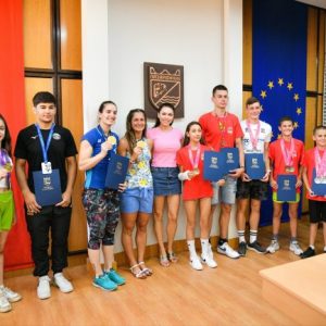 Кметът Тодор Попов награди световни и европейски шампиони и медалисти