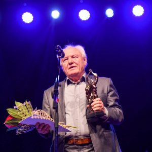 Тодор Попов награди заслужилите дейци на образованието и културата от община Пазарджик