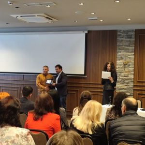 Директорът на Спортното училище Георги Георгиев с отличие от Министерството на спорта