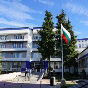 Хванаха двама апаши, единият на 50 евро от магазин, другият на смартфон