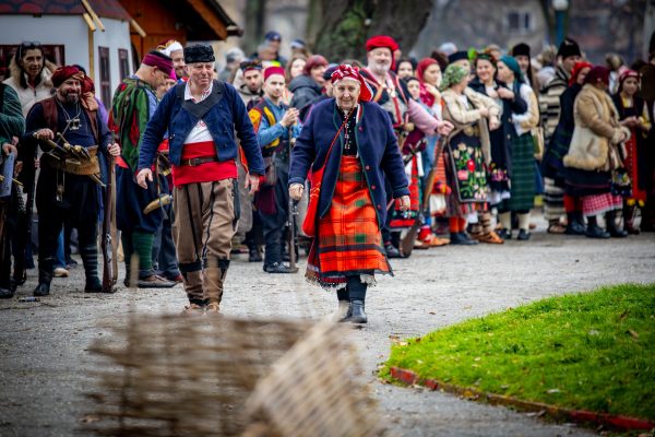 613651526 912419314635293 3994088485230835347 n